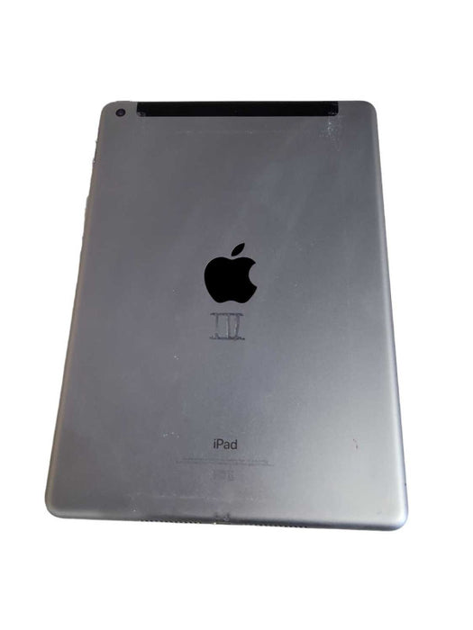Apple iPad 5th Gen (A1823)  - READ Î