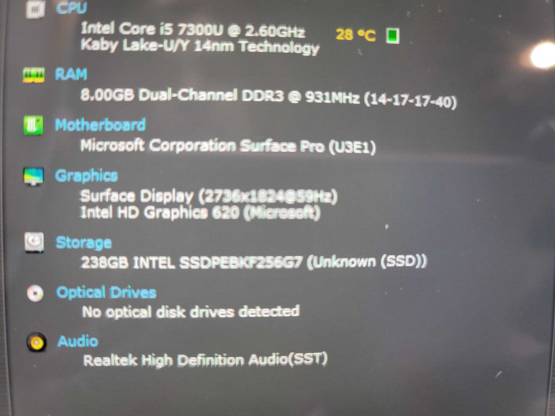 Microsoft Surface Pro 5 | i5-7300U| 8GB DDR3| 256GB SSD| READ Î²