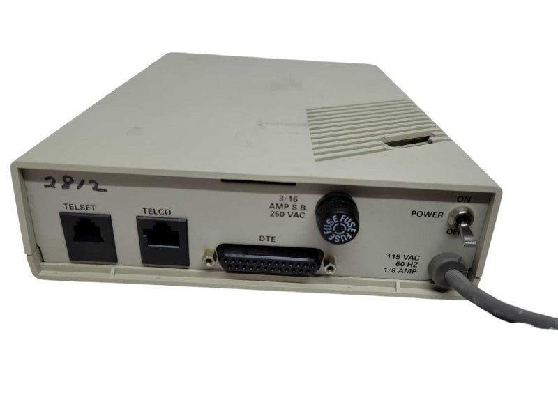 MOTOROLA / USD  EXTERNAL MODEM 202S/T %