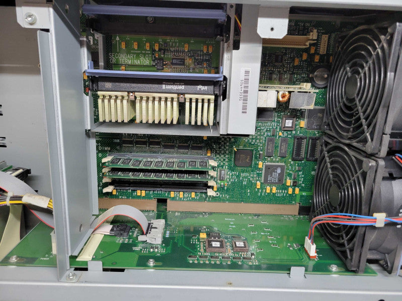 HP NetServer LH3 - Intel Pentium II 400Mhz | 256MB RAM  %