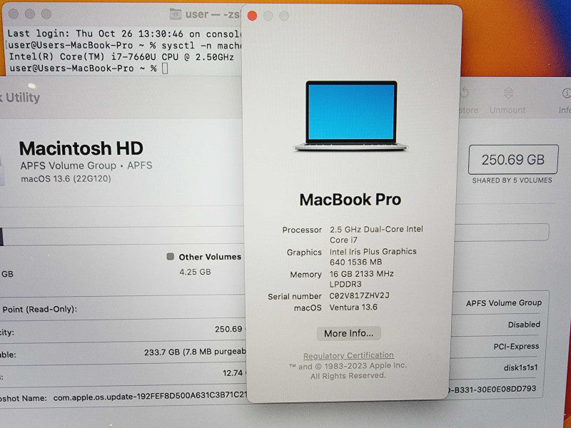 Apple Macbook Pro 2017 13\\" Core i7-7660U @ 2.5GHz 16GB DDR3 250GB SSD [Read] (
