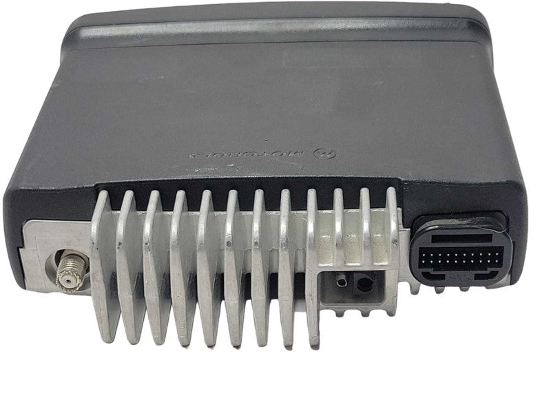 Motorola CDM750 AAM25RHC9AA1AN Radio, READ _