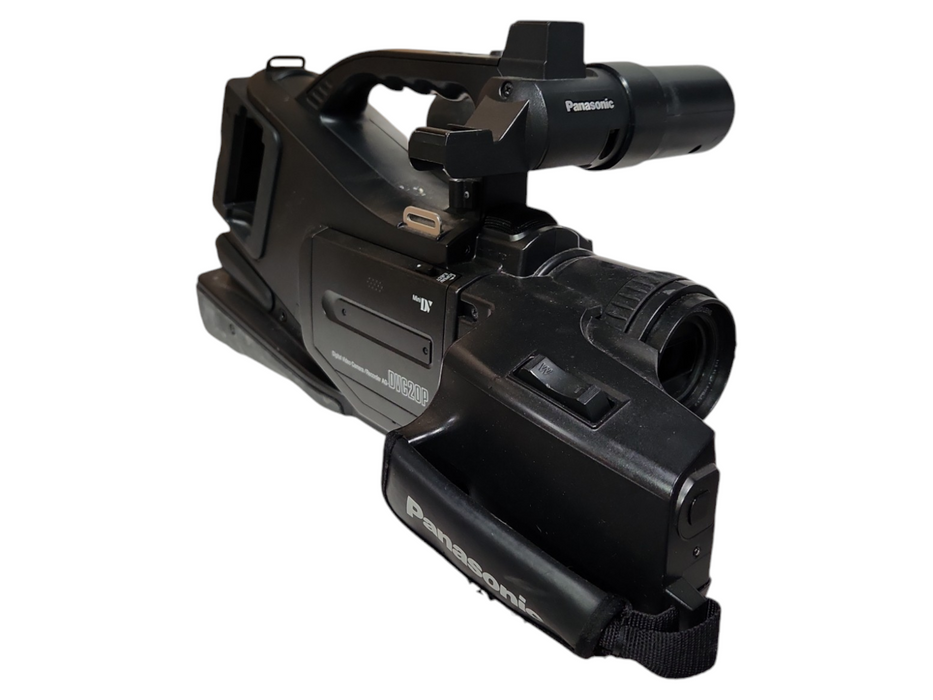 Panasonic AG-DVC20P Camcorder, No Battery - Read