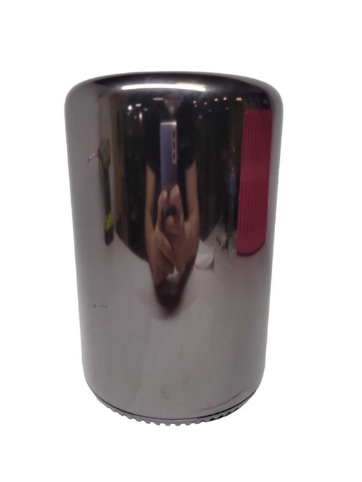 Mac Pro (Late 2013) Xeon E5-1620 v2 | 16GB | 250GB SSD | 2xFirePro D300 2GB % %