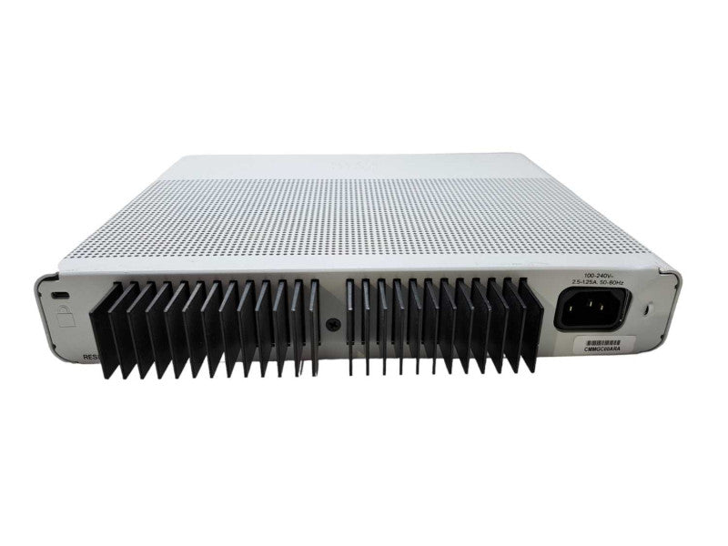 Cisco WS-C2960C-8PC-L | 8-Port 10/100 PoE Silent Switch | Factory Reset  Q)