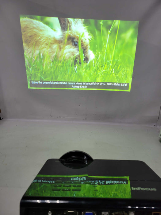 InFocus IN3926 Projector 1176 Hours No Remote _
