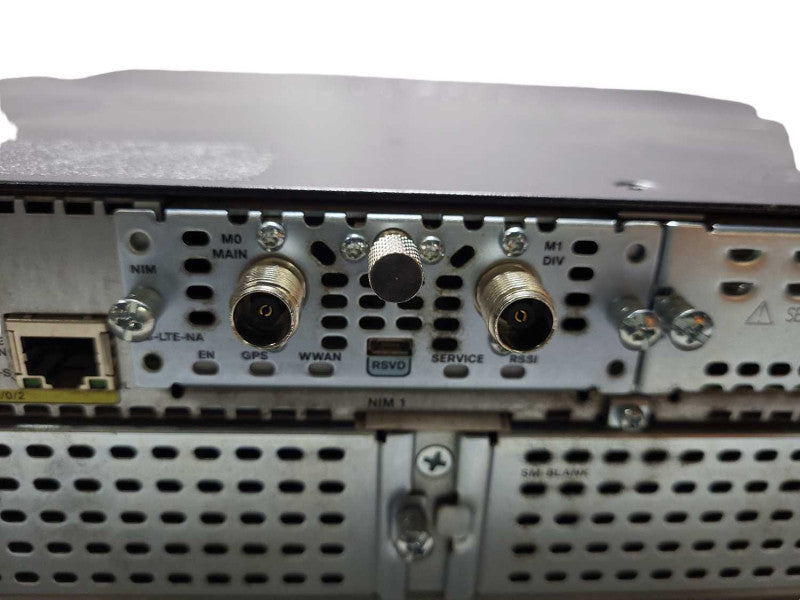 Cisco ISR4351/K9 Integrated Services Router w/ NIM-4G-LTE-NA, Not Affected $
