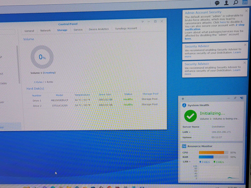 Synology DiskStation DS211J with 2x 2TB Sata HDDs, no Power adapter _