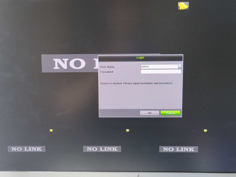 Hikvision 8 Ch DS-7608NI-E2/8P Embedded Plug & Play NVR No HDD, READ _
