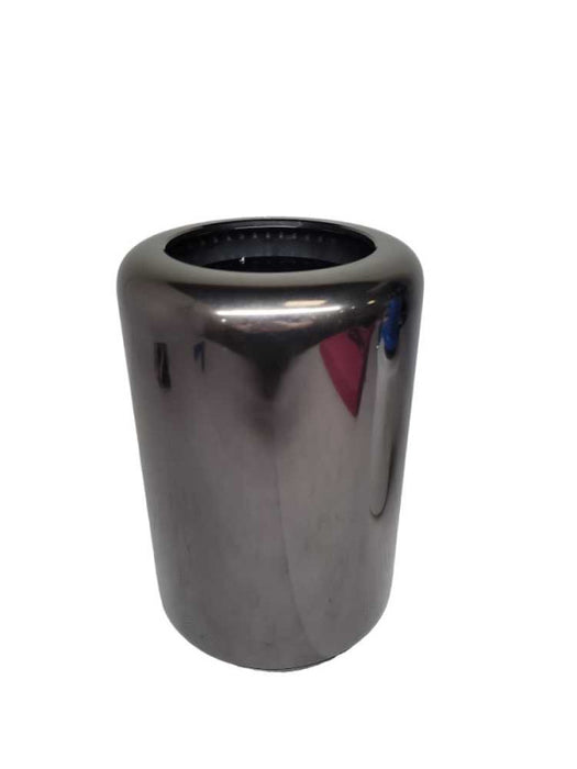 Mac Pro (Late 2013) -  Xeon E5-1620v2 | 12GB RAM | AMD FirePro D300 2GB  %