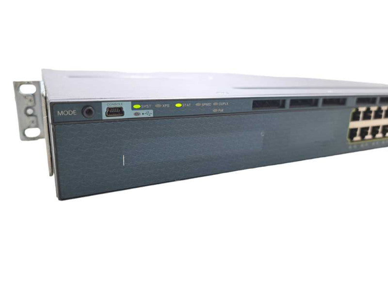 Cisco WS-C3560X-24P-L | 24 Port Gigabit PoE+ Layer 3 Switch /w C3KX-NM-1G Mod )