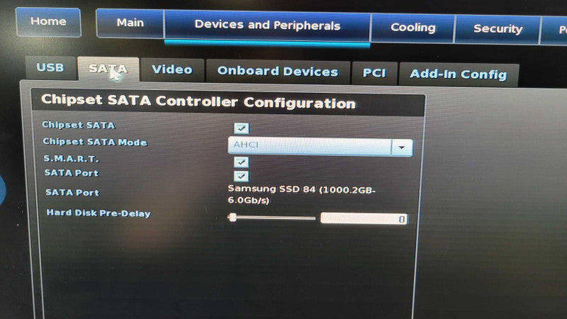 Intel NUC - Celeron J3455 | 8GB RAM | 1TB SSD Q%