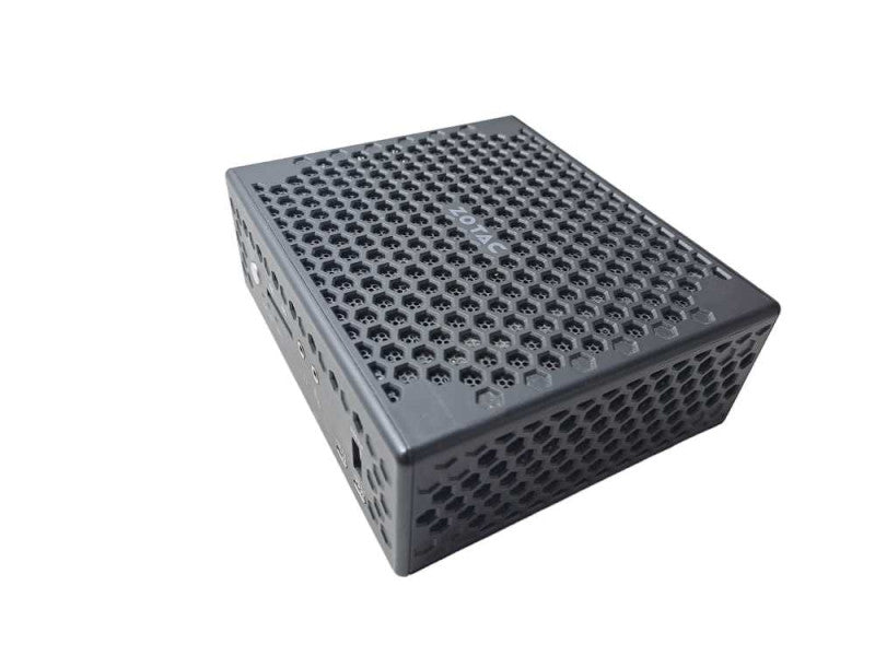 Zotac ZBOX-C1547 Nano PLUS PC | i5-7200U @ 2.50GHz 8GB DDR4 128GB SSD )