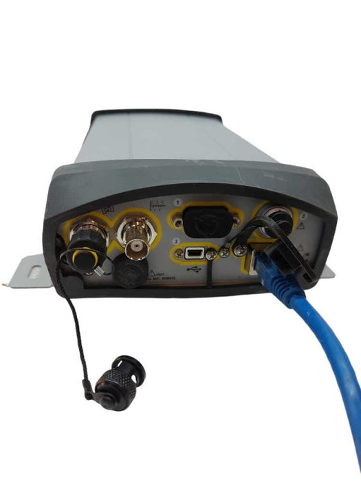 Trimble Net R9 GNSS Reference Base Station Model: NET R9  PN: 67668-10 =