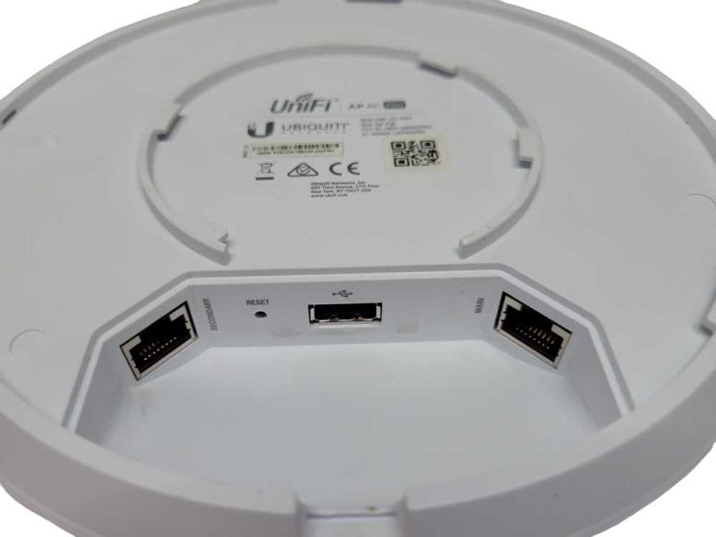 Ubiquiti UniFi - AP AC PRO %