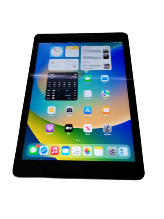 Apple iPad 5th Gen 32GB (A1822) - READ Î