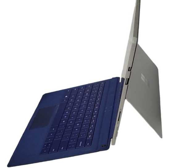 Microsoft Surface Pro 1796, i5-7300U 2.6GHz, 8GB, 256GB SSD, w/ PWR READ _