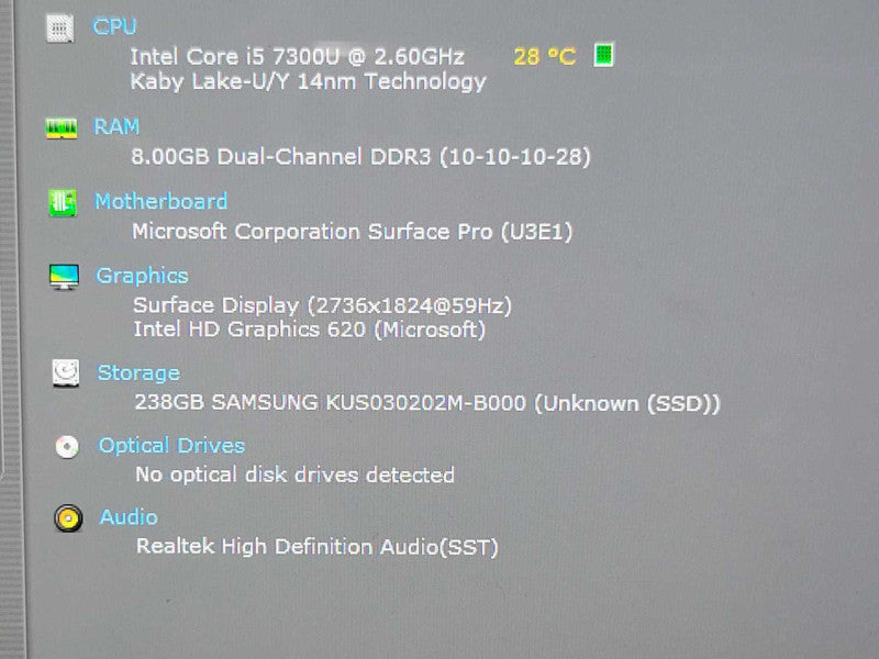Microsoft Surface Pro 1796, i5-7300U 2.6GHz, 8GB, 256GB SSD, w/ PWR READ _