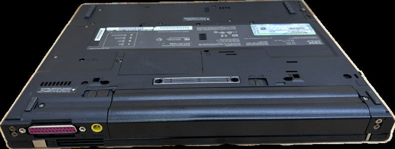 IBM ThinkPad T42 Vintage Laptop Pentium M @1.8GHz 512MB RAM No HDD No OS
