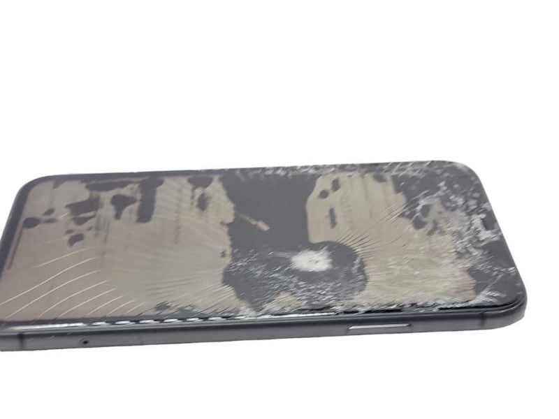 Apple iPhone 11 64GB UNLOCKED, FACTORY RESET, READ _