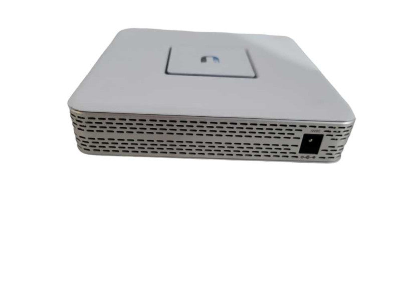 Ubiquiti Networks UniFi Security Router Firewall Gateway USG + PWR Adapter !