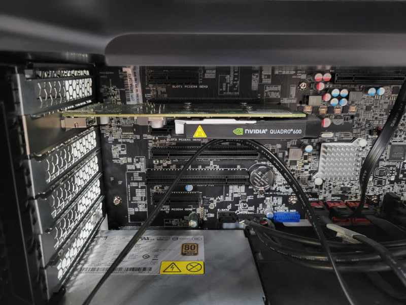 Lenovo ThinkStation P500 Xeon E5-1603v3 2.8GHz 32GB, Quadro 600, 4x HDD Trays _