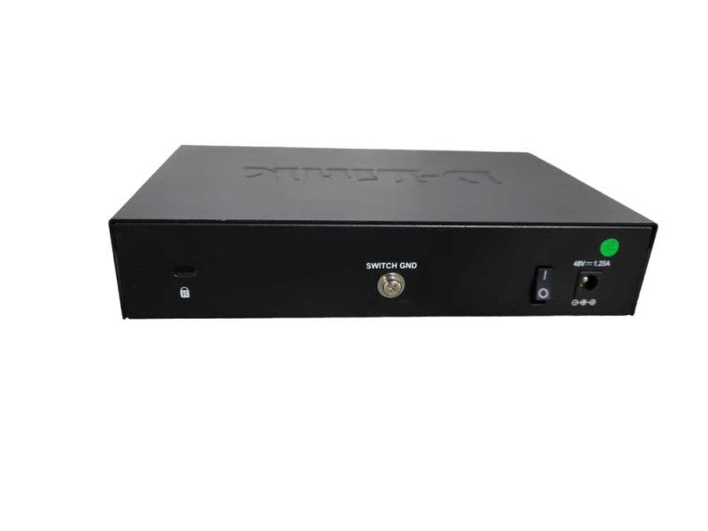 D-Link DGS-1008P 8-Port Gigabit Desktop PoE Switch !