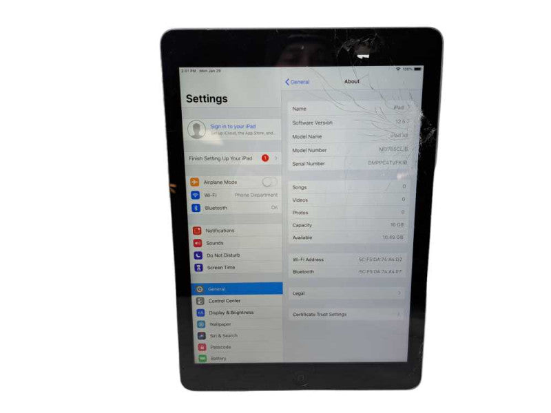 Apple iPad Air 16GB Wi-Fi (A1474) Space Gray | Factory Reset | *READ* )