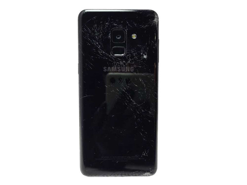 Samsung Galaxy A8 32GB (SM-A530W) - READ $