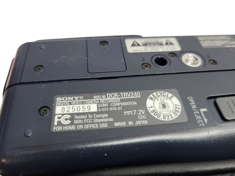 SONY Digital Handycam ~ DCR-TRV240 Digital  Video Camera Recorder &
