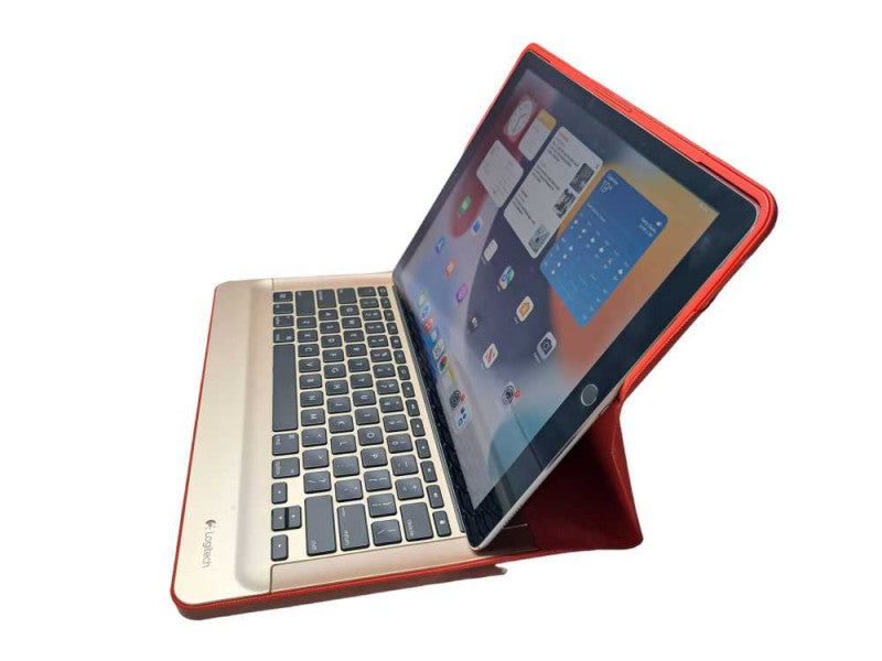 Apple iPad Pro 12.9in 32GB A1584 (WIFI) | + Logitech Create Keyboard )