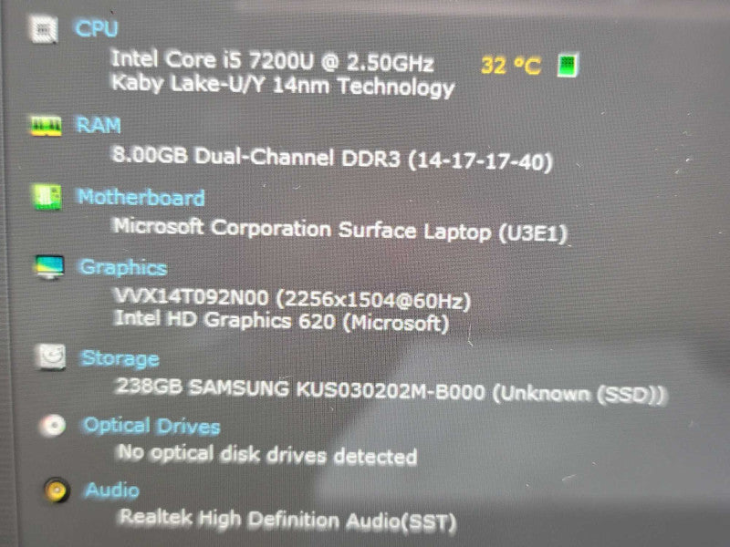 Microsoft Surface Laptop| i5-7200U| 8GB DDR3| 256GB SSD w/ DOCK Î²