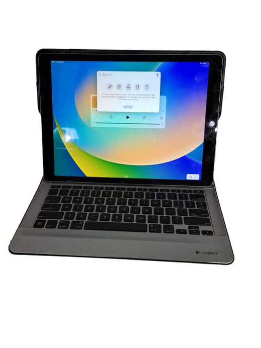 Apple iPad Pro 12.9in 32GB A1584 (WIFI) | + Logitech Create Keyboard !