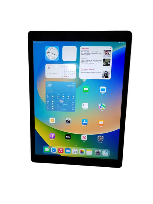 Apple iPad Pro 12.9in 32GB A1584 (WIFI) | + Logitech Create Keyboard !