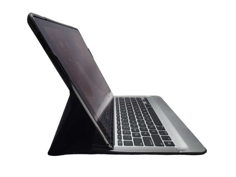 Apple iPad Pro 12.9in 2nd GEN. 64GB A1670 w/ Logitech Create Keyboard $