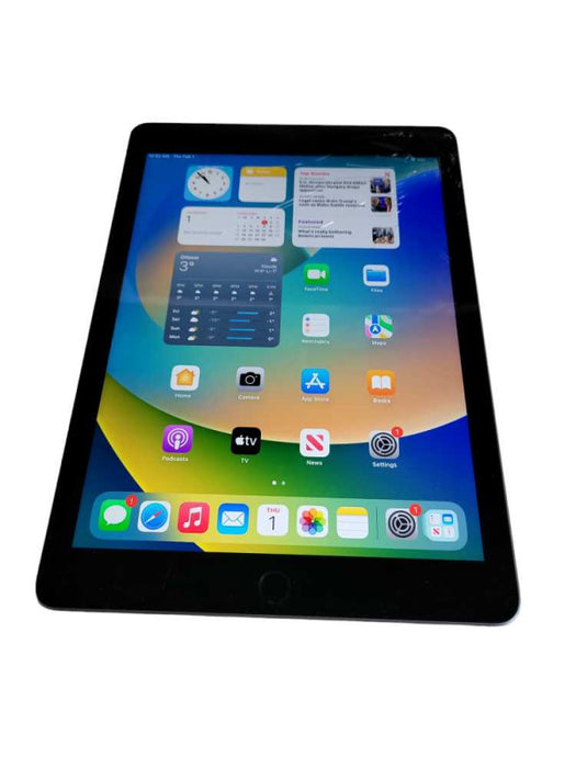 Apple iPad 5th Gen 128GB (A1822) - READ Î
