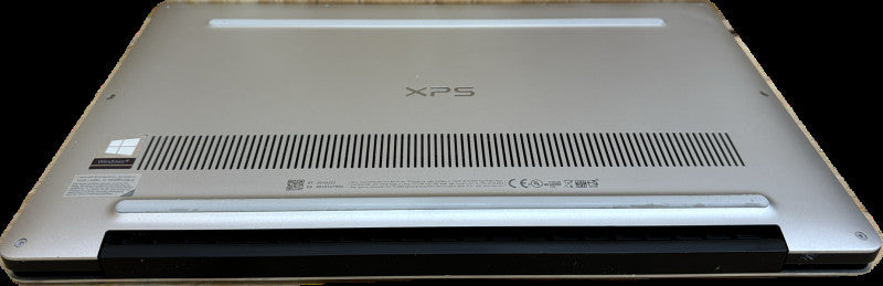 DELL XPS 13 9380 4K Touch Intel i7-8565U@ 16GB 256 SSD \\"Poor\\" battery READ