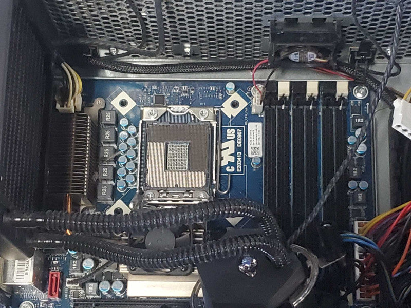Alienware D01M Tower, 1st Gen Socket 0RV30W, no RAM, no CPU, no HDD (AS-IS) Q|