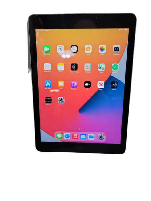 Apple iPad 5th Gen 128GB (A1822) READ !