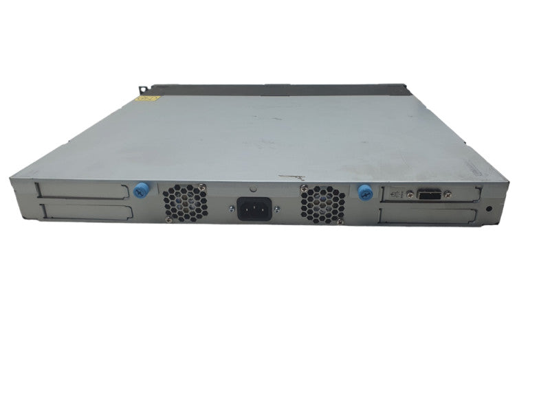 Quantum 7226 1U3 w/ internal LTO-5 SAS Drive Q-