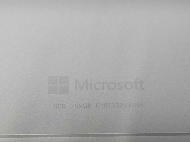 Microsoft Surface Pro 1807, Core i5-7300U 8GB DDR3 256GB SSD w/ Power, READ _