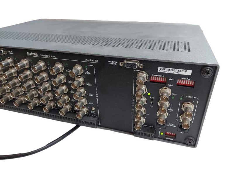 Extron System 8 Plus  =