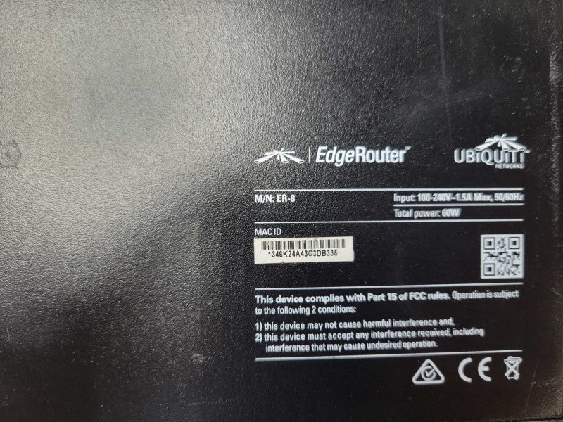 UBIQUITI EdgeRouter ER-8 8-Port Router _