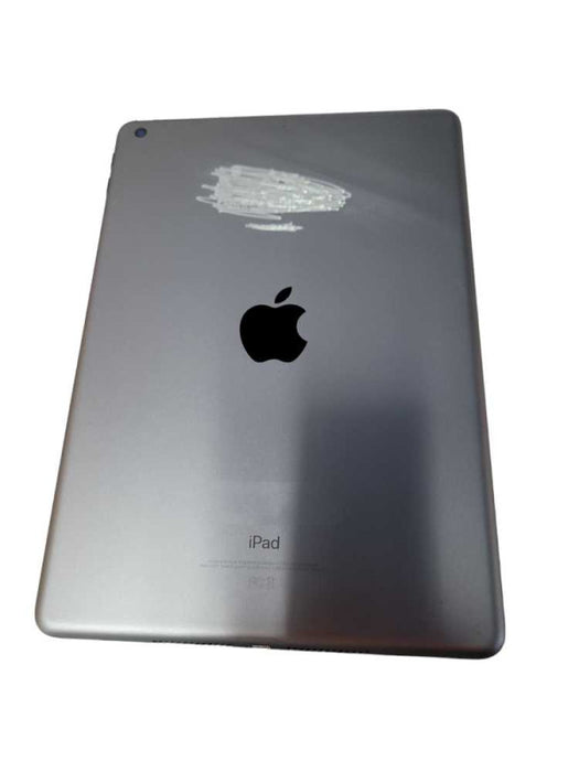 Apple iPad 5th Gen 32GB (A1822) -READ Î