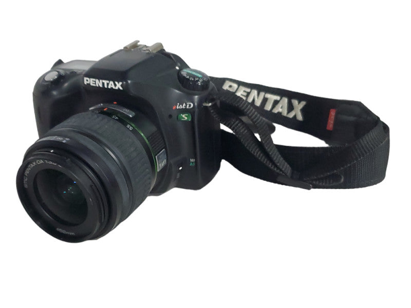 Pentax *ist D 6.1MP Digital Camera with 18-55MM Lens (AS-IS) |