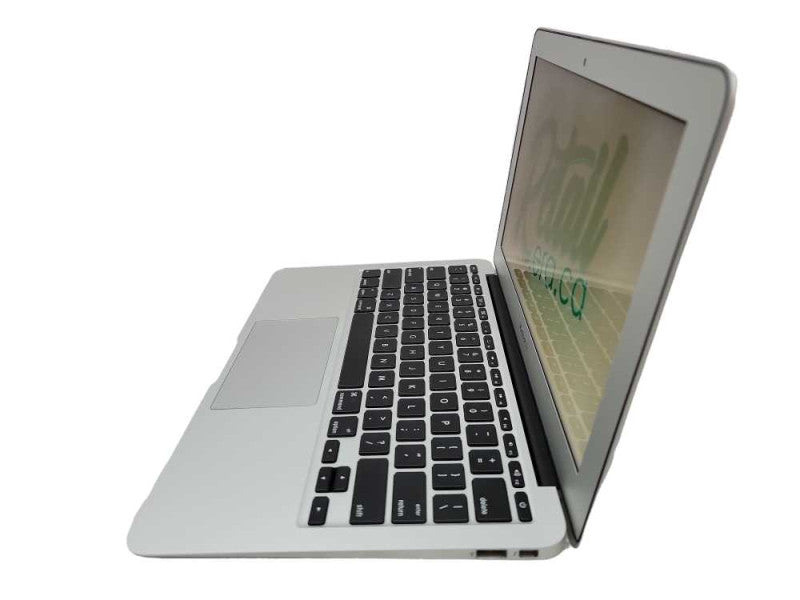 Apple Macbook Air 2013 11\\" Core i7-4650U @ 1.7GHz 8GB DDR3 120GB SSD (