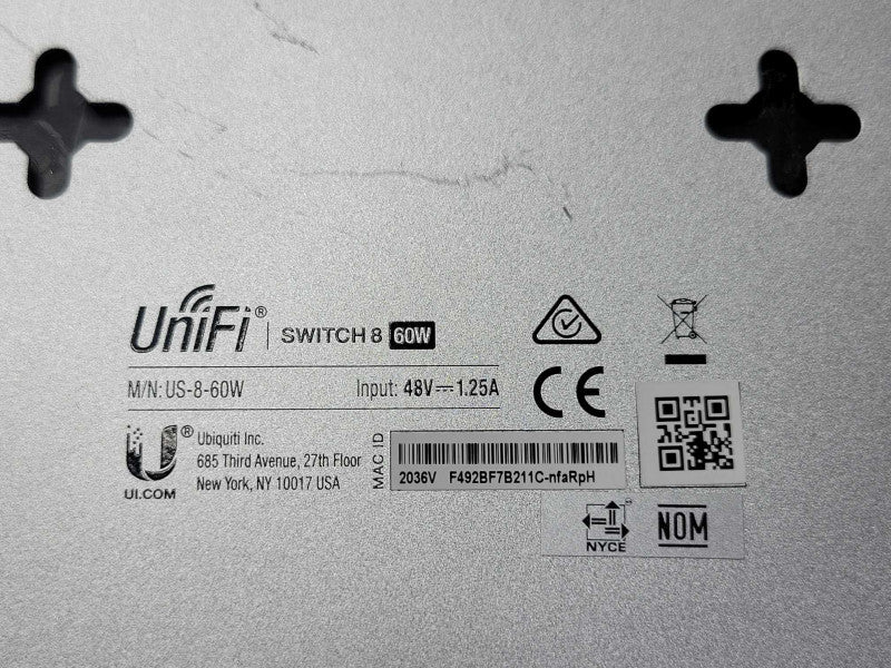 Ubiquiti Networks UniFi 8 Port Ethernet Switch - US-8-60W, READ _