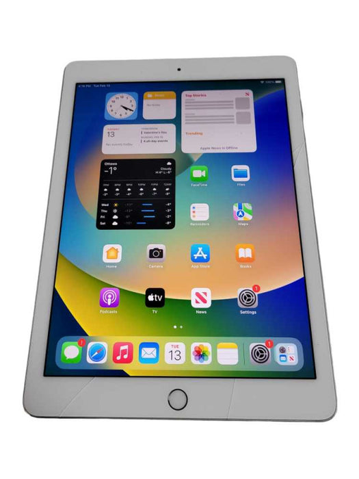 Apple iPad Pro 9.7\\" 32GB (A1674) - READ Î