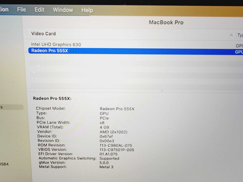 Apple Macbook Pro 2018 15\\" Core i7-8750H @ 2.2GHz 16GB DDR4 250GB SSD Radeon Pro 555X 4GB (