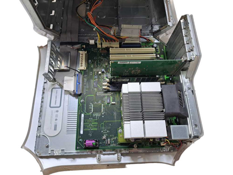 Apple PowerMac G4 Server Tower | Model: M8493 | No HDD\\'s *READ* )